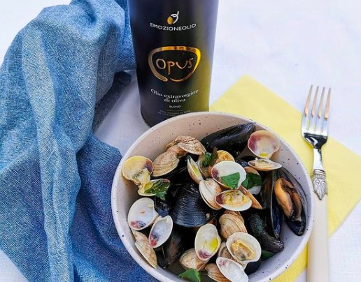 Sautè cozze e vongole: fotografia della ricetta dall’archivio Emozioneolio